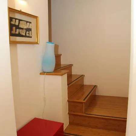 Gesuiti Nyaraló Bari